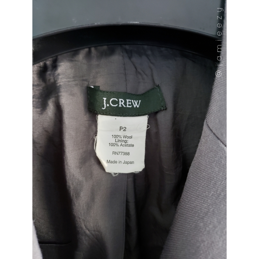 J. Crew (Petite) | Vintage Wool Three-Button Blazer - Picture 6 of 7